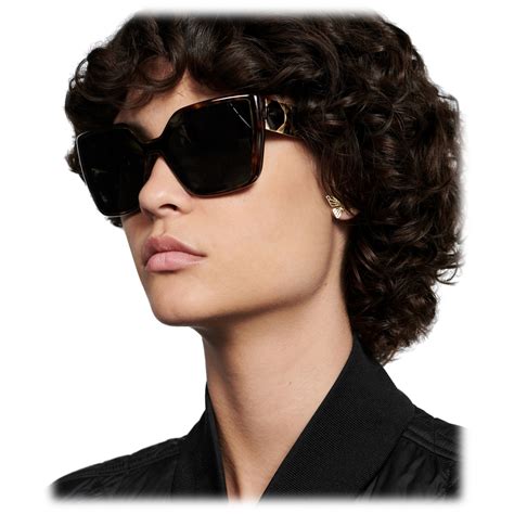 dior lady cat 2 sunglasses tortoise on celebrity|Lady 95.22 S2I Brown Tortoiseshell.